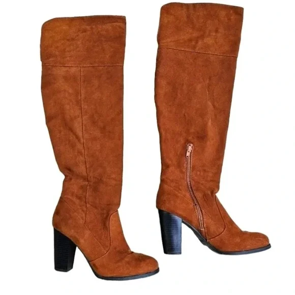 Bamboo Women’s 7 Knee High Brown Faux Suede Boots Boho Y2K Festival Heels - Picture 2 of 7